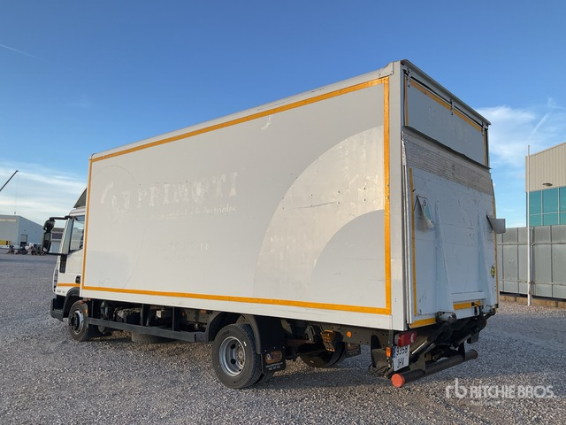 2012 Iveco Eurocargo 75E18 4x2 Van Truck - Caminhão furgão: foto 4 2012 Iveco Eurocargo 75E18 4x2 Van Truck - Caminhão furgão: foto 4