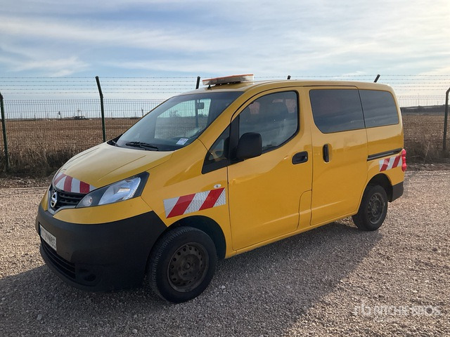 2017 Nissan NV200 City Verso 5 Passenger Van - Micro-ônibus, Furgão de passageiros: foto 2 2017 Nissan NV200 City Verso 5 Passenger Van - Micro-ônibus, Furgão de passageiros: foto 2
