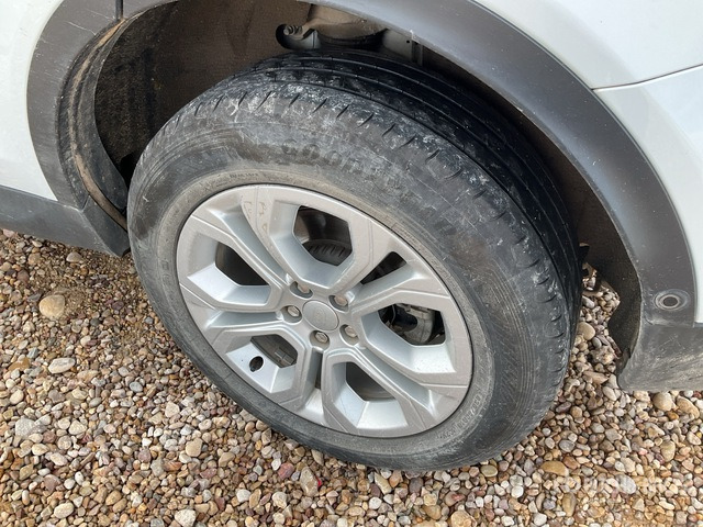 2021 Land Rover Discovery Sport SUV - SUV: foto 4 2021 Land Rover Discovery Sport SUV - SUV: foto 4