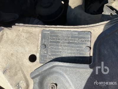 IVECO 35S10 4x2 - Caminhão furgão: foto 5 IVECO 35S10 4x2 - Caminhão furgão: foto 5