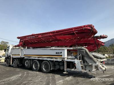 SCANIA PC124 C420 2005 KCP KCP48ZX200 48 m on 10x ... - Autobomba de betão: foto 2 SCANIA PC124 C420 2005 KCP KCP48ZX200 48 m on 10x ... - Autobomba de betão: foto 2