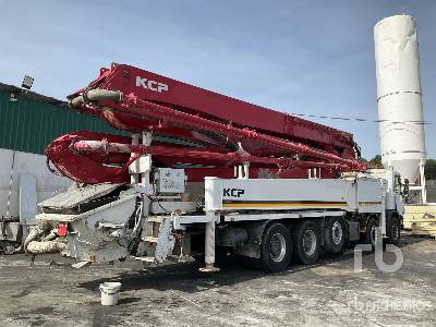 SCANIA PC124 C420 2005 KCP KCP48ZX200 48 m on 10x ... - Autobomba de betão: foto 3 SCANIA PC124 C420 2005 KCP KCP48ZX200 48 m on 10x ... - Autobomba de betão: foto 3