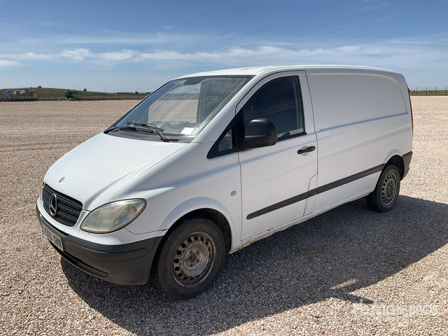2009 Mercedes-Benz 109CDI Cargo Van - Veículo comercial: foto 1 2009 Mercedes-Benz 109CDI Cargo Van - Veículo comercial: foto 1