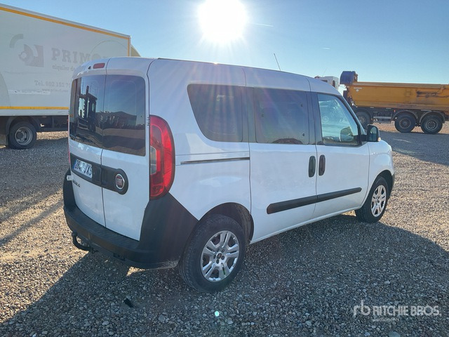 2016 Fiat Doblo Van Truck - Veículo comercial: foto 3 2016 Fiat Doblo Van Truck - Veículo comercial: foto 3