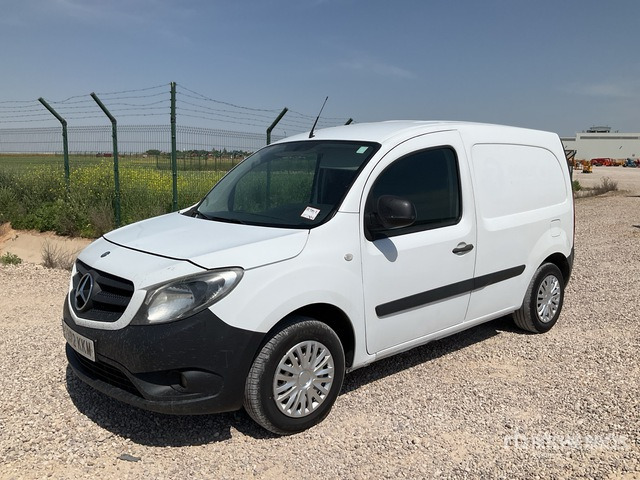 2017 Mercedes-Benz Citan Cargo Van - Veículo comercial: foto 1 2017 Mercedes-Benz Citan Cargo Van - Veículo comercial: foto 1