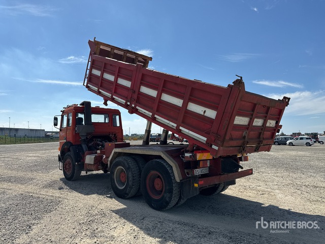 1988 Iveco 330-30 6x4 T/A Dump Truck - Caminhão basculante: foto 4 1988 Iveco 330-30 6x4 T/A Dump Truck - Caminhão basculante: foto 4