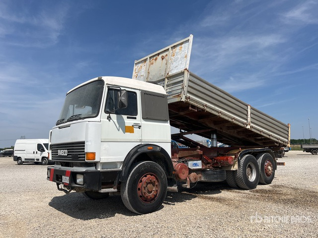 1989 Iveco 190-38 6x2 T/A Dump Truck - Caminhão basculante: foto 2 1989 Iveco 190-38 6x2 T/A Dump Truck - Caminhão basculante: foto 2