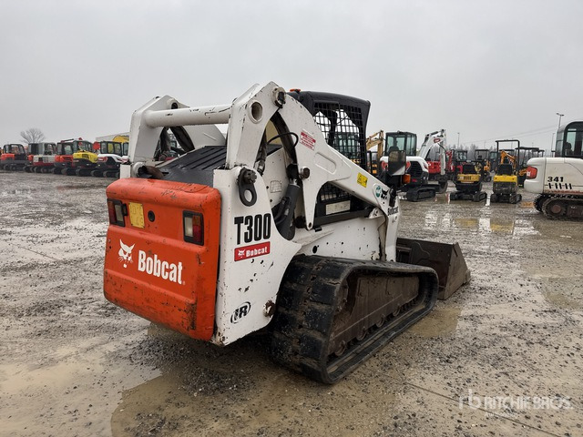 2003 Bobcat T300 Compact Track Loader - Mini carregadeira de esteiras: foto 3 2003 Bobcat T300 Compact Track Loader - Mini carregadeira de esteiras: foto 3