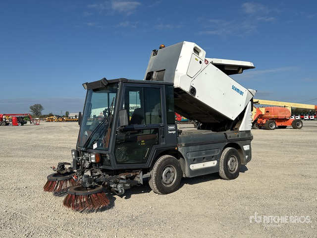 2006 Schmidt Compact 200 Autocarro spazzatrice - Varredora urbana: foto 2 2006 Schmidt Compact 200 Autocarro spazzatrice - Varredora urbana: foto 2