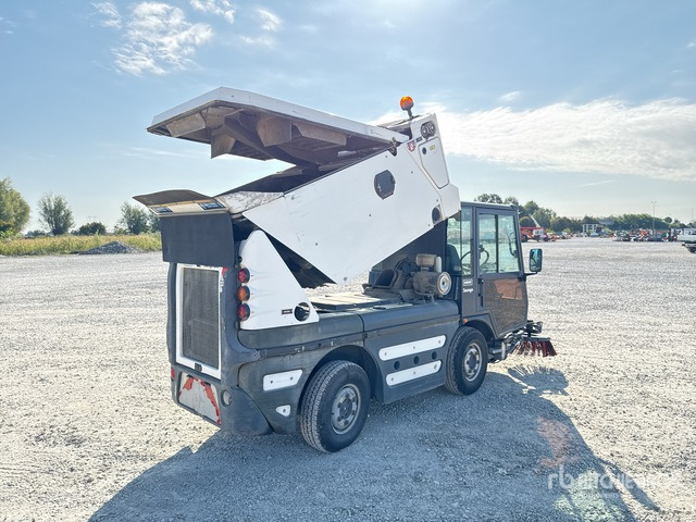 2006 Schmidt Compact 200 Autocarro spazzatrice - Varredora urbana: foto 4 2006 Schmidt Compact 200 Autocarro spazzatrice - Varredora urbana: foto 4