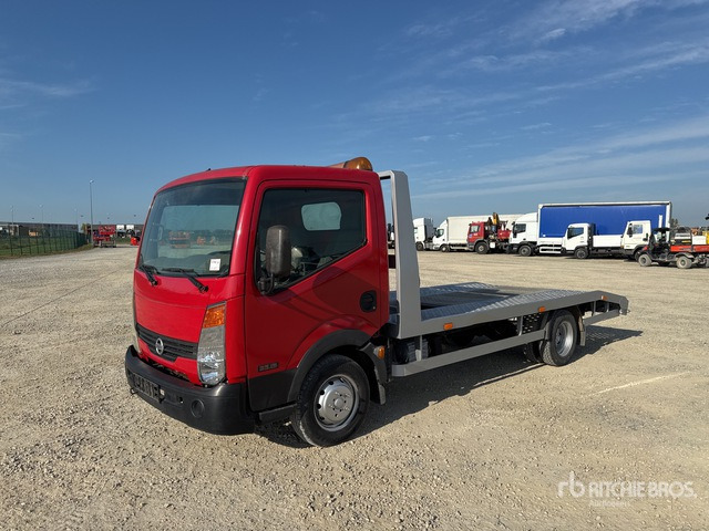 2007 Nissan Cabstar 35.15 Autocarro trasporto automobili - Caminhão reboque: foto 1 2007 Nissan Cabstar 35.15 Autocarro trasporto automobili - Caminhão reboque: foto 1