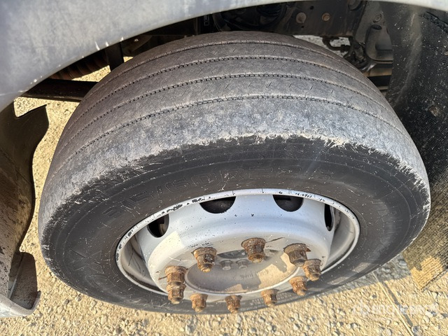 2010 Volvo FL290 4x2 Curtain Side Truck - Caminhão com lona: foto 5 2010 Volvo FL290 4x2 Curtain Side Truck - Caminhão com lona: foto 5