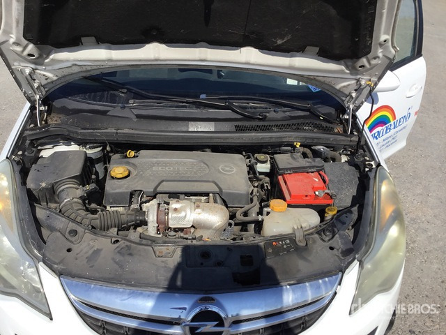 Automóvel 2011 Opel Corsa (Inoperable) Automobile: foto 6