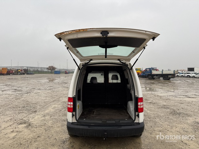 2011 Volkswagen Caddy CNG Van Truck - Caminhão furgão: foto 4 2011 Volkswagen Caddy CNG Van Truck - Caminhão furgão: foto 4