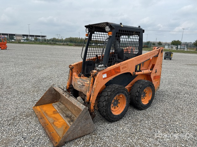 2012 Komatsu SK714-2 High Flow Skid Steer Loader - Mini carregadeira: foto 1 2012 Komatsu SK714-2 High Flow Skid Steer Loader - Mini carregadeira: foto 1