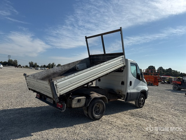2015 Iveco Daily 35-110 Autocarro ribaltabile: carichi leggeri - Furgão basculante: foto 3 2015 Iveco Daily 35-110 Autocarro ribaltabile: carichi leggeri - Furgão basculante: foto 3