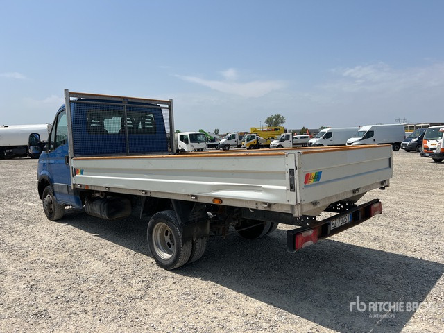 2015 Iveco Daily 35C11 Flatbed Truck - Furgão caixa aberta: foto 4 2015 Iveco Daily 35C11 Flatbed Truck - Furgão caixa aberta: foto 4