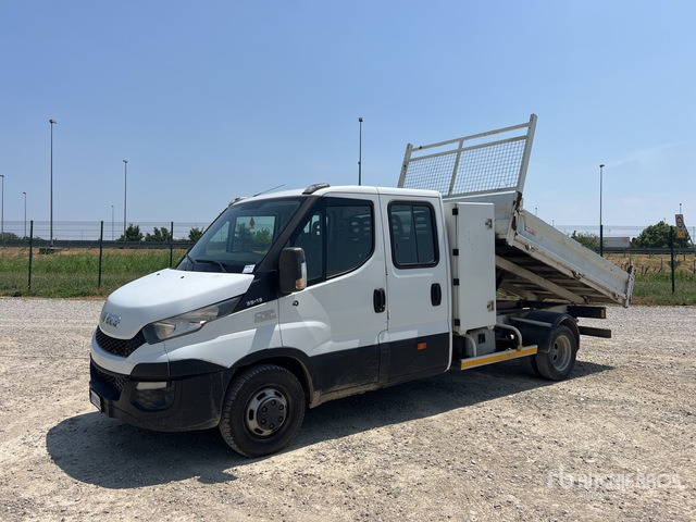 2015 Iveco Daily 35C13 Crew Cab Dump Truck: Light Duty - Furgão basculante: foto 1 2015 Iveco Daily 35C13 Crew Cab Dump Truck: Light Duty - Furgão basculante: foto 1
