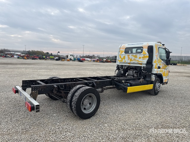 2015 Mitsubishi Fuso Canter 7C18 4x2 Cab and Chassis - Caminhão chassi: foto 4 2015 Mitsubishi Fuso Canter 7C18 4x2 Cab and Chassis - Caminhão chassi: foto 4