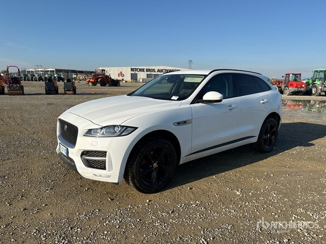 2018 Jaguar F-Pace 2.0d I4 132KW R-SPORT AWD SUV - SUV: foto 1 2018 Jaguar F-Pace 2.0d I4 132KW R-SPORT AWD SUV - SUV: foto 1