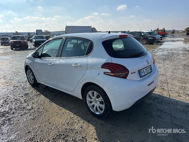 2018 Peugeot 208 BERLINA VAN ACTIVE BLUEHDI Van Truck - Caminhão furgão: foto 2 2018 Peugeot 208 BERLINA VAN ACTIVE BLUEHDI Van Truck - Caminhão furgão: foto 2