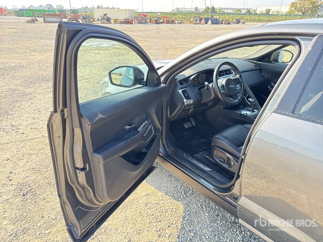 2020 Jaguar E Pace 2.0D I4 CHEQUERED FLAG AUTO 4WD SUV - SUV: foto 5 2020 Jaguar E Pace 2.0D I4 CHEQUERED FLAG AUTO 4WD SUV - SUV: foto 5