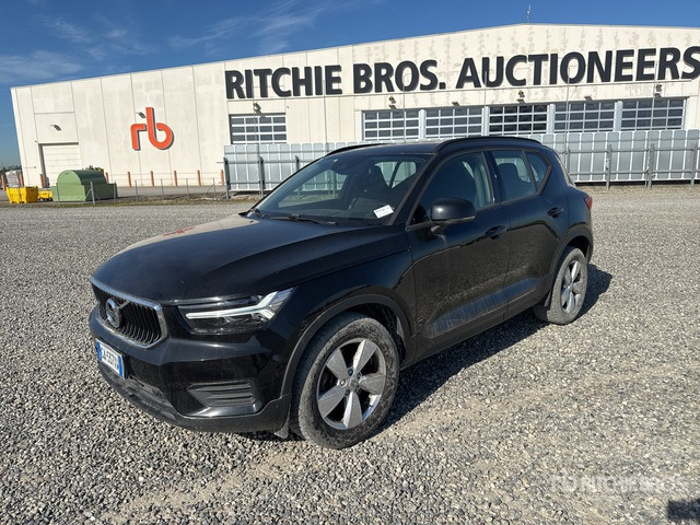 2020 Volvo XC40 D3 GEARTRONIC BUSINESS SUV - SUV: foto 2 2020 Volvo XC40 D3 GEARTRONIC BUSINESS SUV - SUV: foto 2