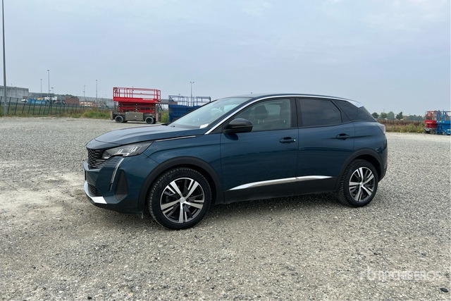 2022 Peugeot 3008 BLUEHDI 130 SeS ALLURE SUV - SUV: foto 2 2022 Peugeot 3008 BLUEHDI 130 SeS ALLURE SUV - SUV: foto 2