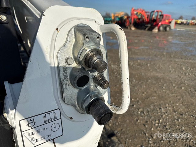 Mini carregadeira de esteiras 2023 Bobcat T590 High Flow Compact Track Loader: foto 6