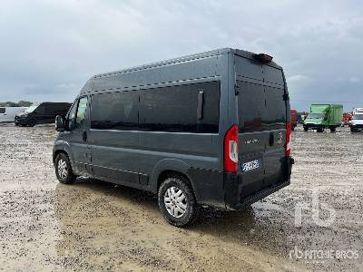 FIAT DUCATO 2.3 140 - Caminhão furgão: foto 2 FIAT DUCATO 2.3 140 - Caminhão furgão: foto 2