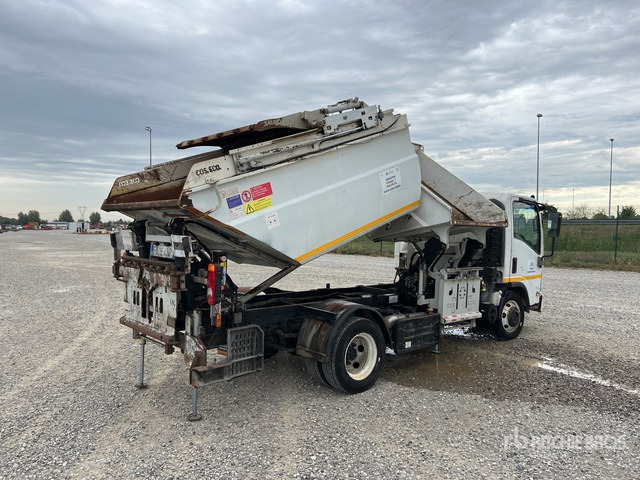 Isuzu P75 Autocarro per rifiuti - Caminhão de lixo: foto 4 Isuzu P75 Autocarro per rifiuti - Caminhão de lixo: foto 4