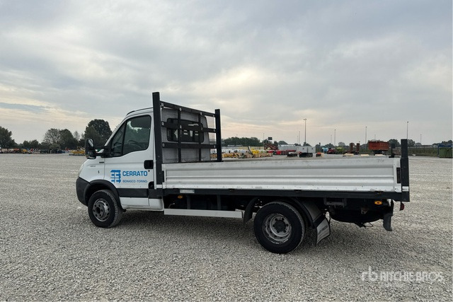 Iveco Daily 65C15 Autocarro cassone fisso - Furgão caixa aberta: foto 1 Iveco Daily 65C15 Autocarro cassone fisso - Furgão caixa aberta: foto 1