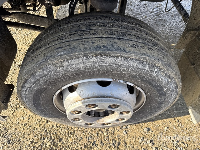 MAN 13.224 - Caminhão com lona: foto 4 MAN 13.224 - Caminhão com lona: foto 4