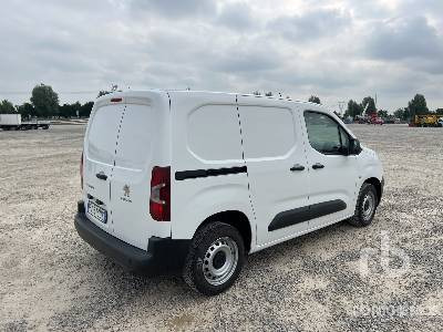 PEUGEOT PARTNER L1 BLUEHDI 75CV PREMIUM - Caminhão furgão: foto 3 PEUGEOT PARTNER L1 BLUEHDI 75CV PREMIUM - Caminhão furgão: foto 3