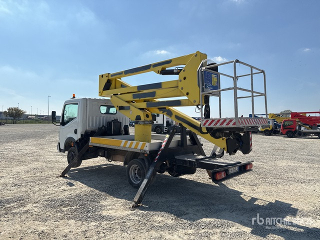 Renault Maxity Piattaforma autocarrata - Caminhão com plataforma aérea: foto 4 Renault Maxity Piattaforma autocarrata - Caminhão com plataforma aérea: foto 4