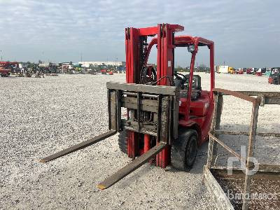 TOYOTA 02-8FDF30 3000 kg (Inoperable) - Empilhadeira: foto 3 TOYOTA 02-8FDF30 3000 kg (Inoperable) - Empilhadeira: foto 3