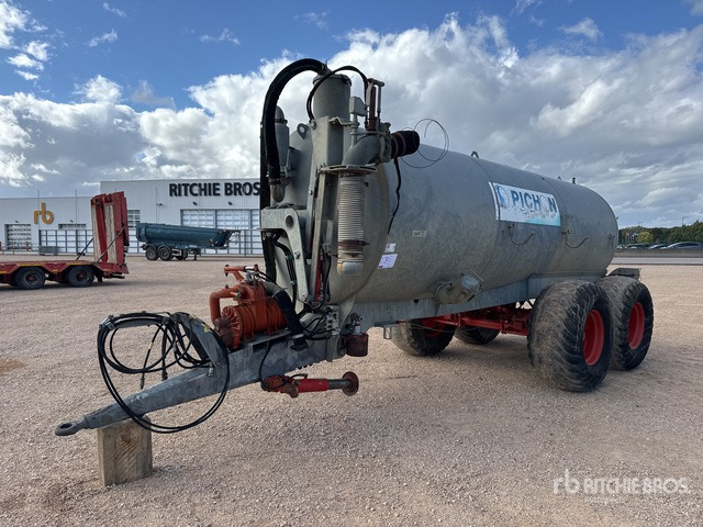 1996 Pichon TCI10 Liquid T/A Tonne A Lisier 2 Essieux Liquid Manure Spreader - Cisterna de chorume: foto 2 1996 Pichon TCI10 Liquid T/A Tonne A Lisier 2 Essieux Liquid Manure Spreader - Cisterna de chorume: foto 2