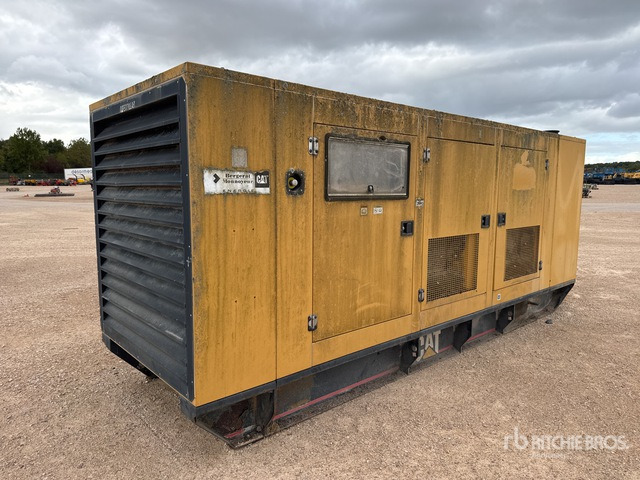 2000 Cat 400 365 kVA Containerized Stand-By ... Generator Set - Gerador elétrico: foto 2 2000 Cat 400 365 kVA Containerized Stand-By ... Generator Set - Gerador elétrico: foto 2