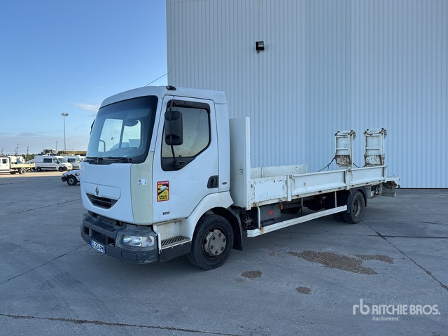 2001 Renault Midlum 180 4x2 Camion Plateau 4x2 Flatbed Truck - Camião de caixa aberta/ Plataforma: foto 1 2001 Renault Midlum 180 4x2 Camion Plateau 4x2 Flatbed Truck - Camião de caixa aberta/ Plataforma: foto 1