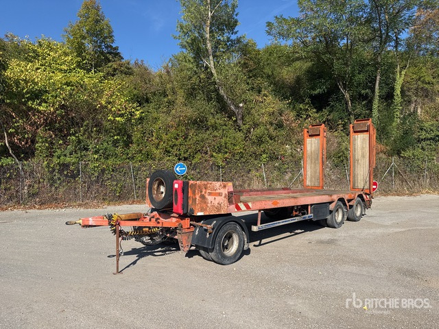 2003 TR AX R243WUL Tri/A Single Drop Remorque Port ... Lowboy Trailer - Reboque transporte de veículos: foto 2 2003 TR AX R243WUL Tri/A Single Drop Remorque Port ... Lowboy Trailer - Reboque transporte de veículos: foto 2