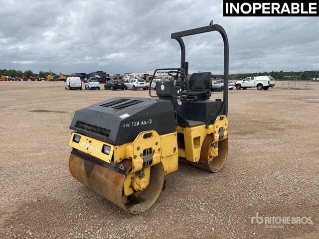 2004 Bomag BW120 AD-3 Compacteur Vibrant Tandem (Inop ... Double Drum Roller - Compactador de asfalto: foto 2 2004 Bomag BW120 AD-3 Compacteur Vibrant Tandem (Inop ... Double Drum Roller - Compactador de asfalto: foto 2