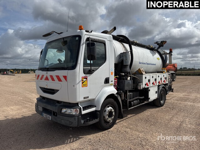 2005 Renault Midlum 220 dCi 2005 Rivard Cleanfos 16T on 4x2 ... Vacuum Excavator Truck - Caminhão limpa fossa: foto 1 2005 Renault Midlum 220 dCi 2005 Rivard Cleanfos 16T on 4x2 ... Vacuum Excavator Truck - Caminhão limpa fossa: foto 1