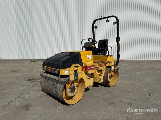 2008 Dynapac CC142 Compacteur Vibrant Tandem Double Drum Roller - Compactador de asfalto: foto 2 2008 Dynapac CC142 Compacteur Vibrant Tandem Double Drum Roller - Compactador de asfalto: foto 2