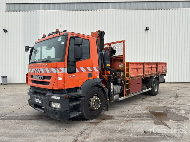 2008 Iveco Stralis 310 2007 Fassi F130A-21 5730 kg on ... Flatbed Truck with Crane - Camião de caixa aberta/ Plataforma, Caminhão grua: foto 1 2008 Iveco Stralis 310 2007 Fassi F130A-21 5730 kg on ... Flatbed Truck with Crane - Camião de caixa aberta/ Plataforma, Caminhão grua: foto 1