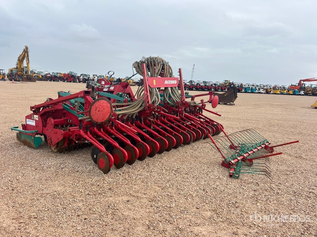 2008 Kverneland Accord Combine De Semis Repliable 4 m ... Air Seeder - Semeadora combinada: foto 3 2008 Kverneland Accord Combine De Semis Repliable 4 m ... Air Seeder - Semeadora combinada: foto 3