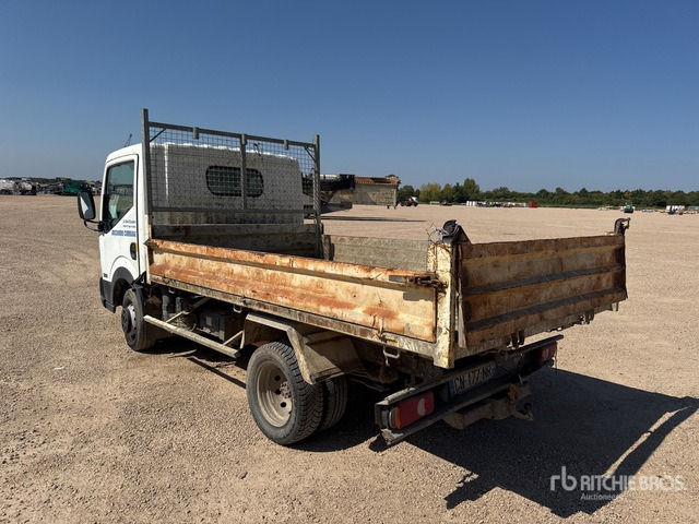 2008 Nissan Cabstar 35.13 Camion Benne (Inoperable) Dump Truck: Light Duty - Caminhão basculante: foto 4 2008 Nissan Cabstar 35.13 Camion Benne (Inoperable) Dump Truck: Light Duty - Caminhão basculante: foto 4