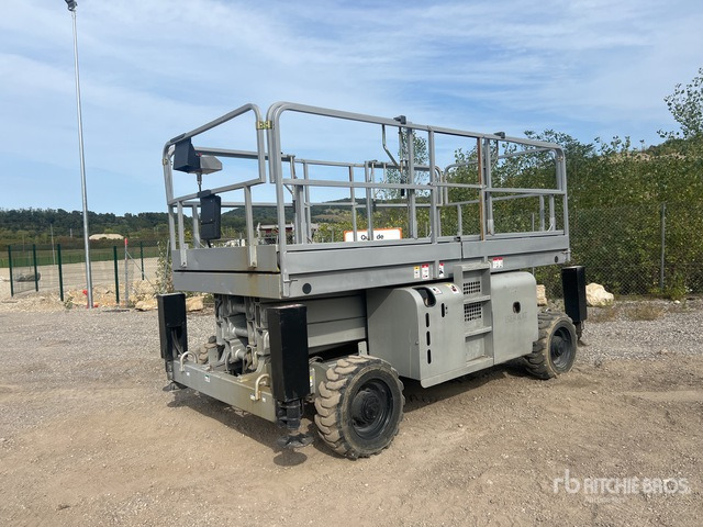 2009 Haulotte H12SX 4x4 Diesel Nacelle Ciseau Scissor Lift - Plataforma de Tijera/ Plataforma de tesoura: foto 2 2009 Haulotte H12SX 4x4 Diesel Nacelle Ciseau Scissor Lift - Plataforma de Tijera/ Plataforma de tesoura: foto 2