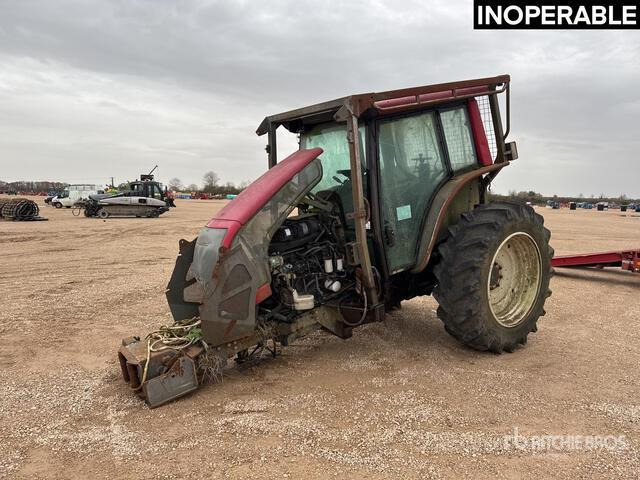 2009 Valtra N101 4x4 Tracteur Agricole (Inoperable) 4WD Tractor - Trator: foto 1 2009 Valtra N101 4x4 Tracteur Agricole (Inoperable) 4WD Tractor - Trator: foto 1