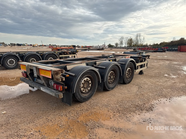 2010 Fruehauf T38NOTM2TEA Tri/A Semi-Remorque Porte-Conte ... Container Trailer - Reboque transportador de contêineres/ Caixa móvel: foto 3 2010 Fruehauf T38NOTM2TEA Tri/A Semi-Remorque Porte-Conte ... Container Trailer - Reboque transportador de contêineres/ Caixa móvel: foto 3