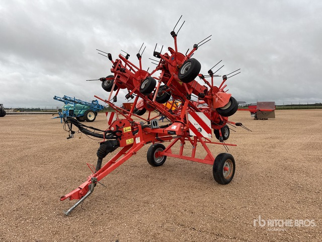2011 Kuhn GF8702T 8.7 m 3-Point 8 Rotor Faneuse Hay Tedder - Ancinho enleirador: foto 1 2011 Kuhn GF8702T 8.7 m 3-Point 8 Rotor Faneuse Hay Tedder - Ancinho enleirador: foto 1